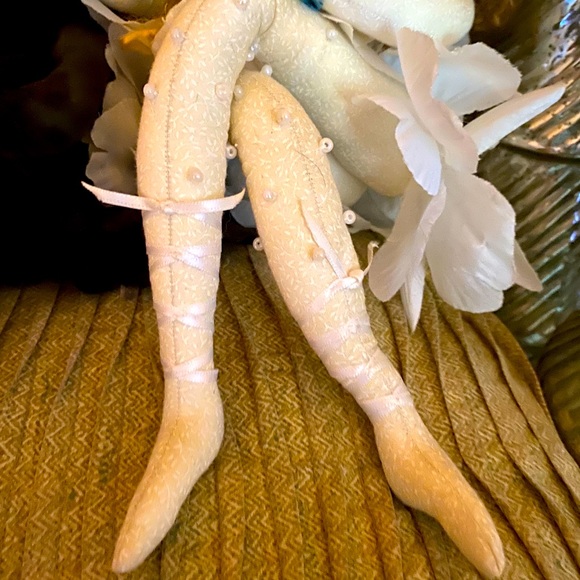 Dolls - Picture 6 of 6